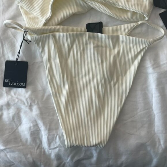 Set Active Bikini Bottom - Picture 2 of 2